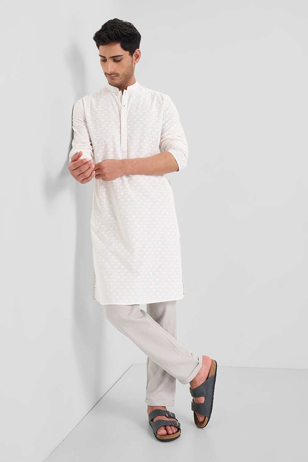 Indus Route Off White Printed Knee Length Casual Men Regular Fit Kurta