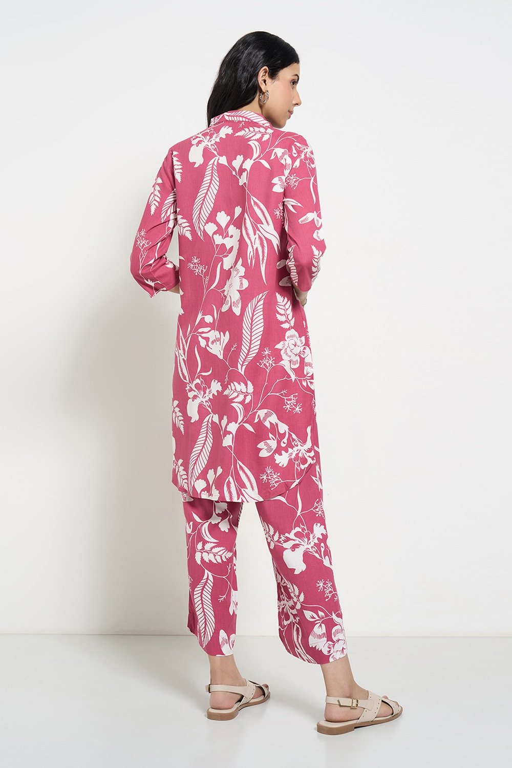 Rangmanch Pink Printed Knee Length Casual Women Regular Fit Kurta