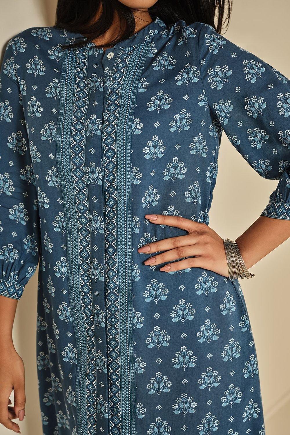 Global Desi Medium Blue Printed Knee Length Casual Women Regular Fit Kurta